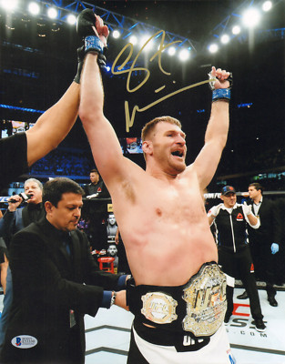 STIPE MIOCIC SIGNED AUTO'D 11X14 PHOTO BAS COA UFC 252 241