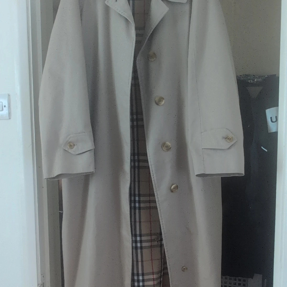Burberry 1980s Vintage Coats, Jackets & Waistcoats for Women for