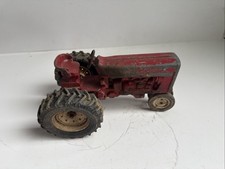 ERTL 1/16 International Farm Tractor 11 