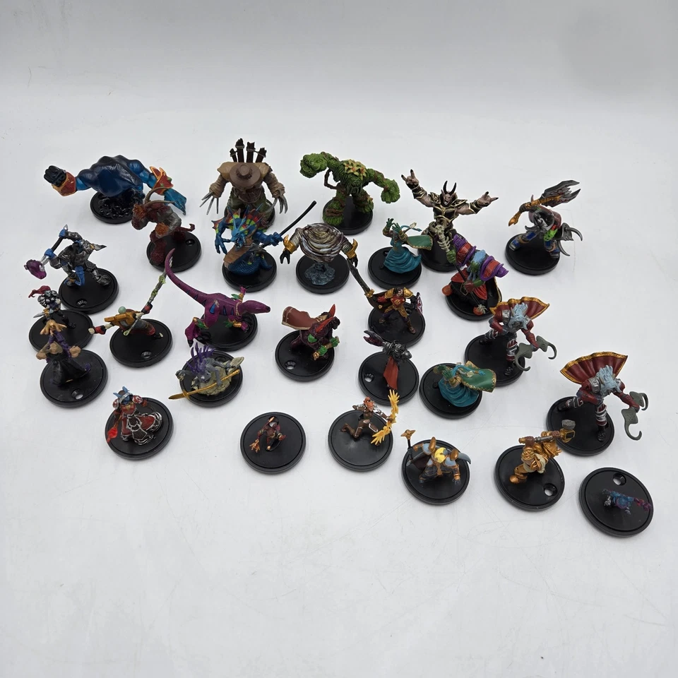 World of Warcraft Miniatures Game Deluxe Edition Core Set con 28 miniaturas y más Foto 3 de 4