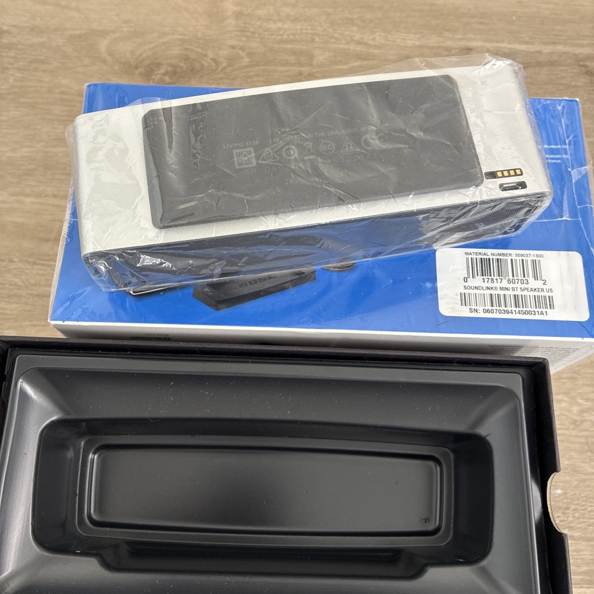 NEW Bose SoundLink Mini Bluetooth Speaker Portable - Silver 359037