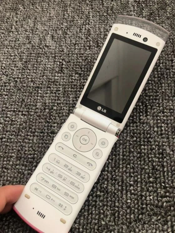 Original Unlocked LG GD580 Lollipop dLite Cookie flip GSM 3G 3MP Pink Cell Phone - Image 3 of 4