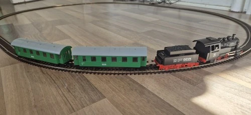 Piko Starter Set H0 Dampflok Personenzug mit Tender und 2 Personenwagen