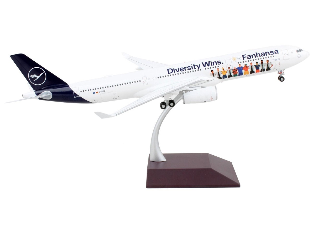 AIRBUS A330-300 AIRCRAFT 