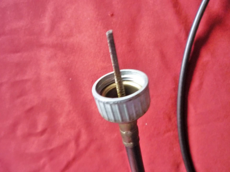 Cable velocímetro 1966-68 IHC International Scout SW 506337M91 90" Foto 3 de 4