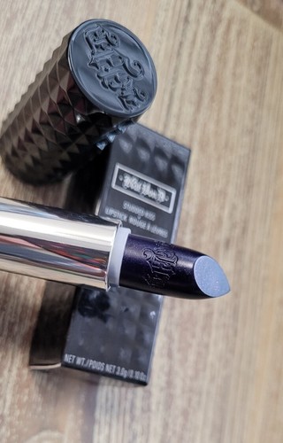KAT VON D STUDDED KISS LIPSTICK SHADE: POE ~ FULL SZ ~NEW WITH BOX - Picture 6 of 10