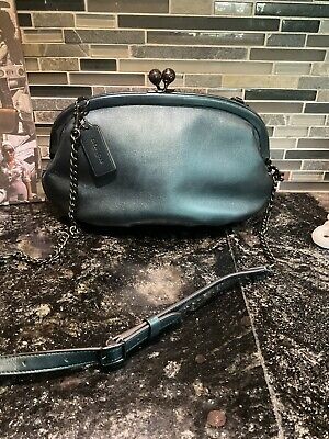 COACH Metallic Green Soft Leather Kisslock Clutch Shoulder COACH Metallic Green Soft Leather Kisslock Clutch Shoulder