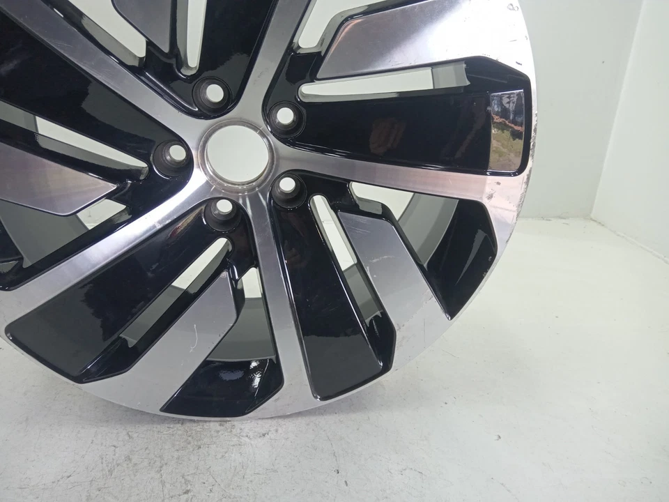 1 pieza LLANTA DE ALUMINIO 19 PULGADAS Original VW Passat Arteon 8Jx19 ET40 3G8601025P - Imagen 4 de 4