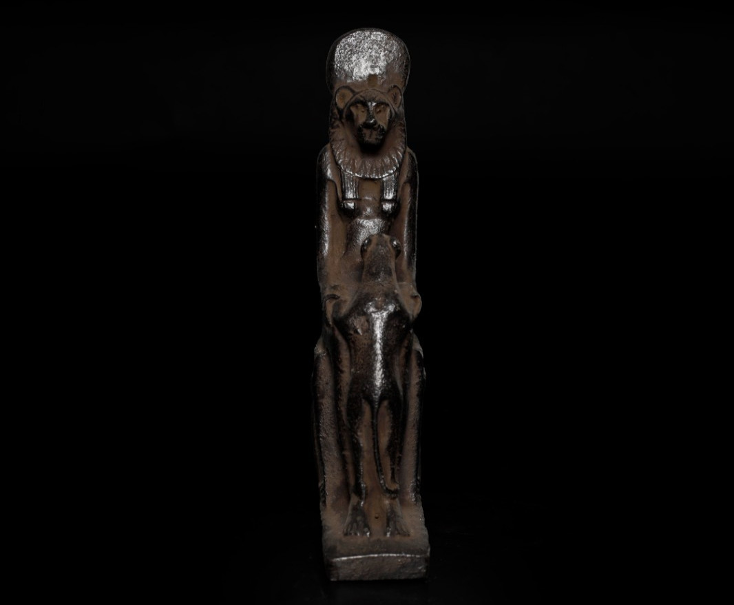 Rare Ancient Egyptian Sekhmet Lioness Goddess Statue Black Basalt Style BC