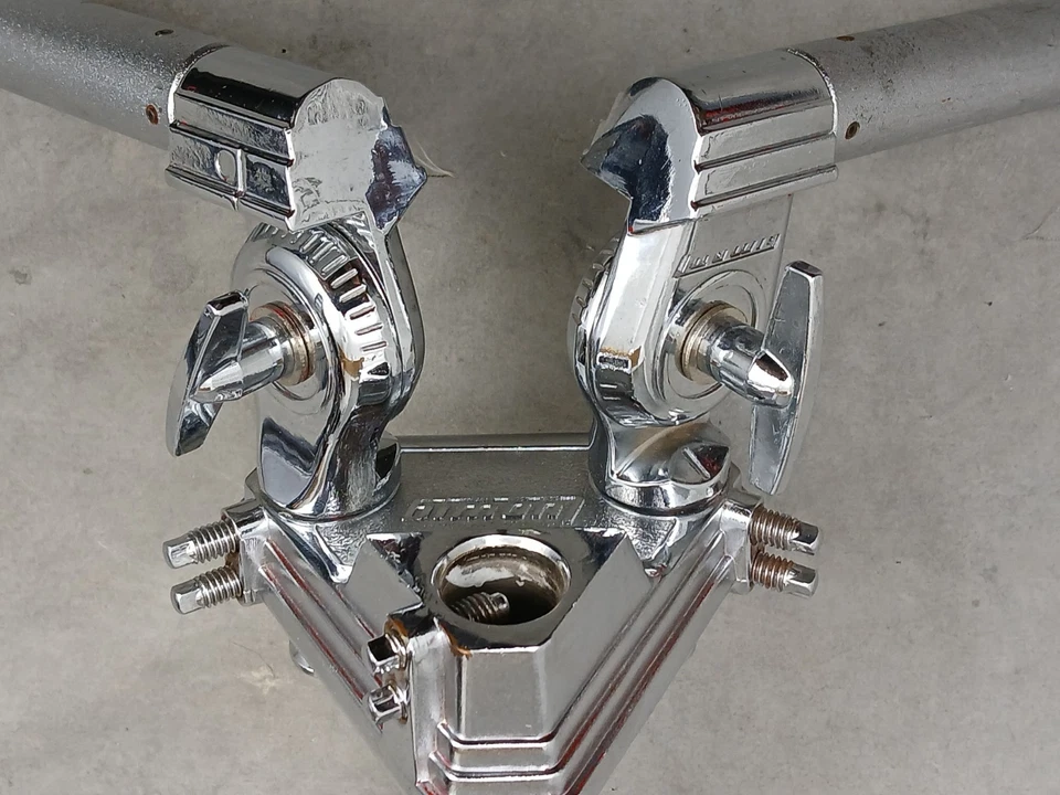 LUDWIG MODULAR DOUBLE TOM DRUM MOUN T/ HOLDER 80's 90's - Image 2 of 4