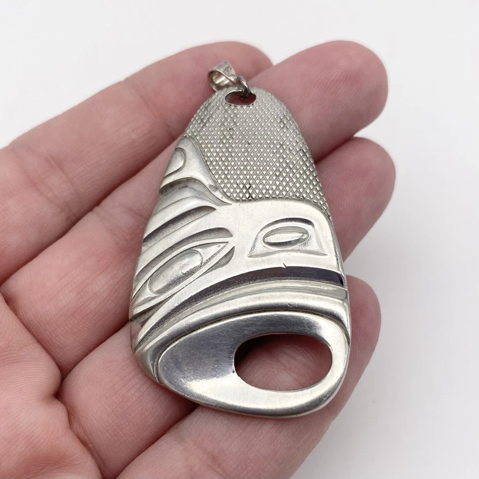 Colgante De Colección Corrine Hunt Plata Estaño Primeras Naciones Águila Firmado Difícil de Encontrar Foto 2 de 3