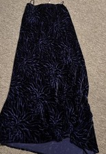 Maxi falda de terciopelo Monzón talla 4 nueva con etiquetas