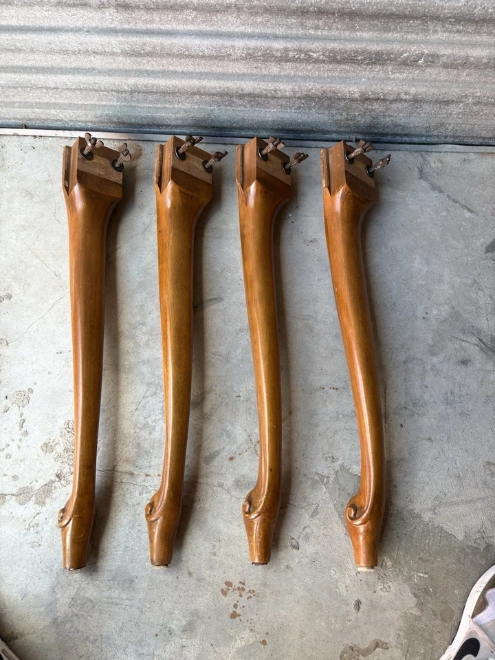Patas provinciales francesas de arce vintage Foto 4 de 4