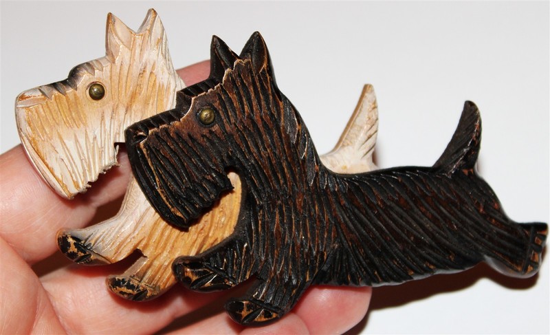 Lot# 29 Fabulous large vintage c1940s carved wood scotty dogs brooch pin