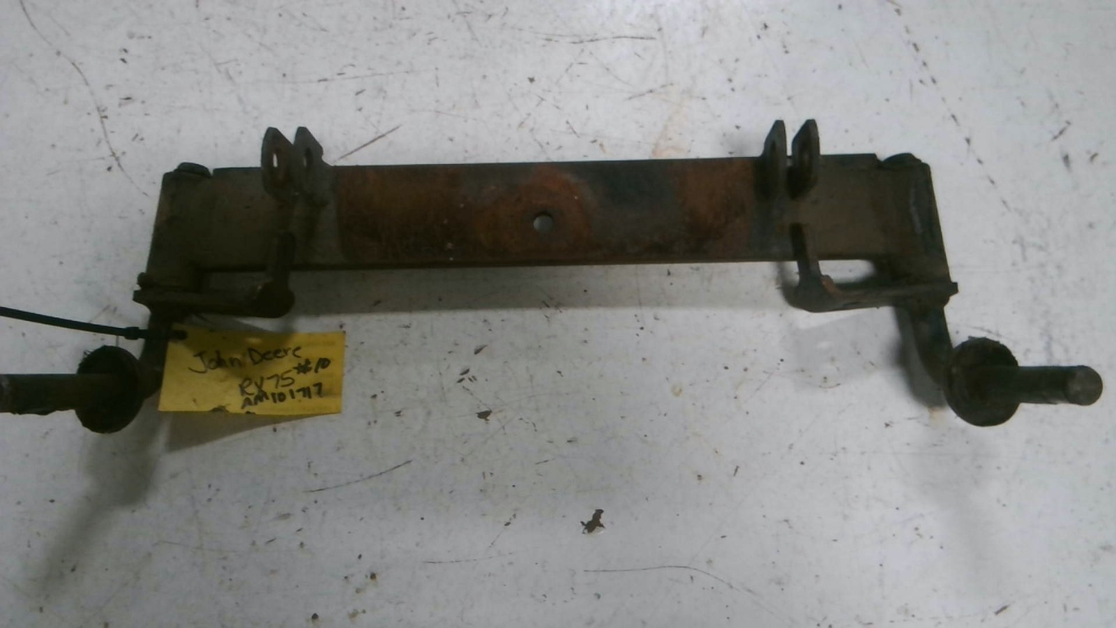 John Deere OEM Front Axle AM101717 Spindles w/spindles RX73 RX75 #10 ...