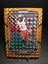 2023 Panini Prizm Draft Picks - D.J. Moore #32 Gold Ice Prizm /39