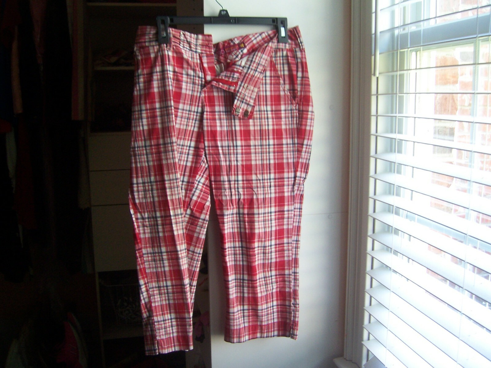 WOMEN'S SO RED PLAID CAPRIS SIZE 9 | eBay