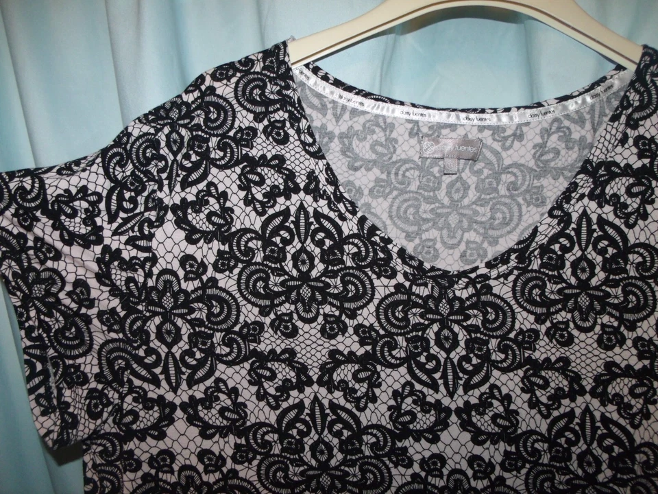 daisy fuentes Black Ivory Geometric Soft Pullover T-Shirt Dress Size 1X - Image 2 of 4