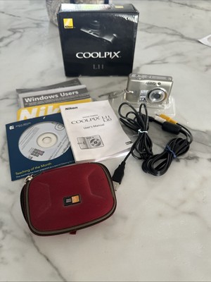 Nikon COOLPIX L11 2台セット Nikon COOLPIX L11 6.0MP Digital Camera - Matte silver for