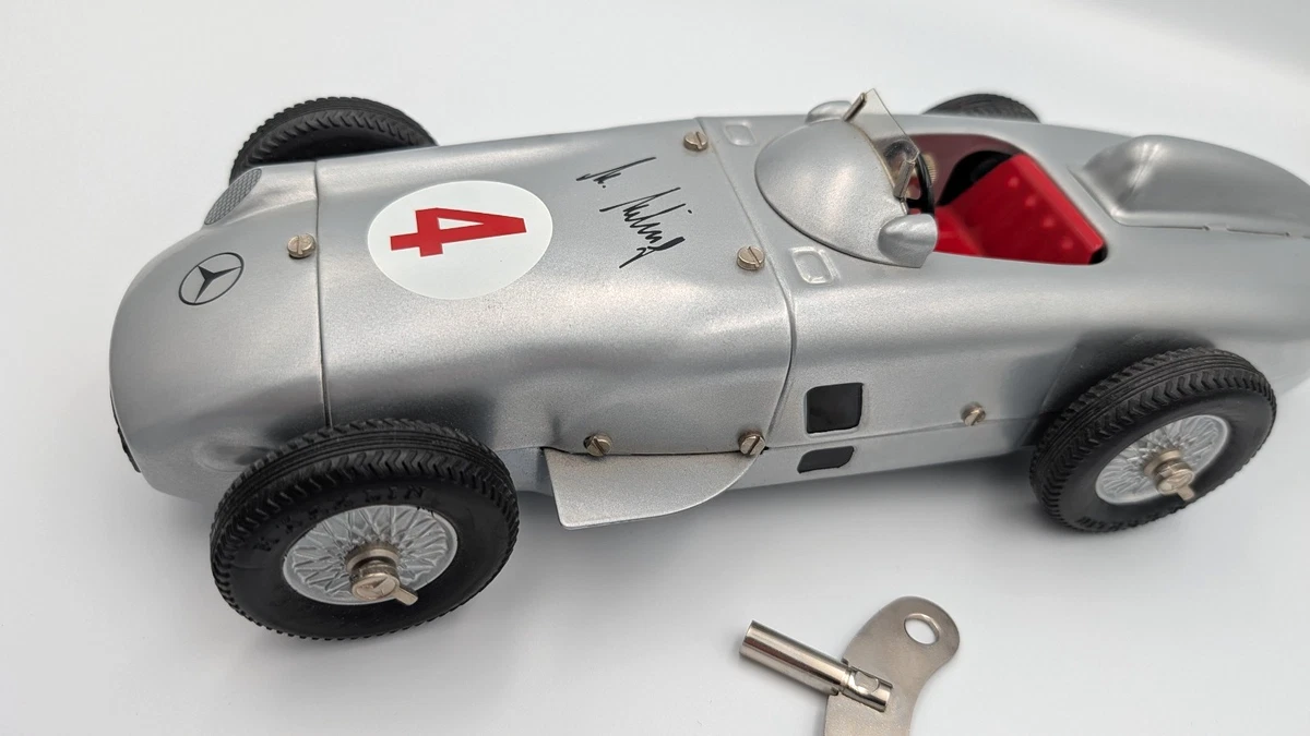 メルクリン　Mercedes-Benz ミニカー 20台セット NZG 1/18 Mercedes Benz AMG GT 43 2024 グレー メルセデス ベンツ