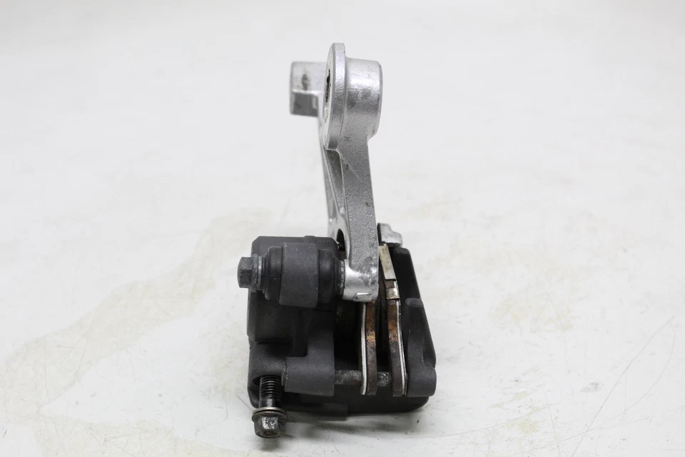 1995 Honda CBR600F3 REAR BACK BRAKE CALIPER With MOUNT BRACKET - Imagem 4 de 4