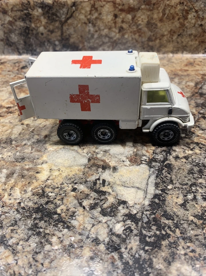 Vintage SIKU Unimog Mercedes First Aid Vehicle HH E-14 Doors Open Cool Unit VTG - Image 4 of 4