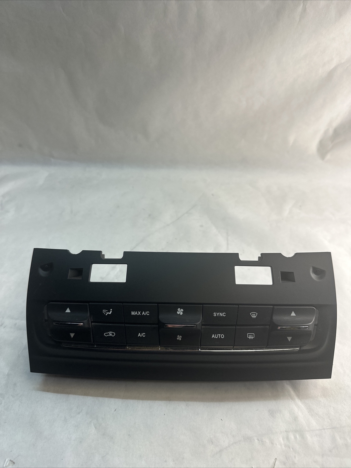 Maserati Ghibli 2014-2017 Climate control panel