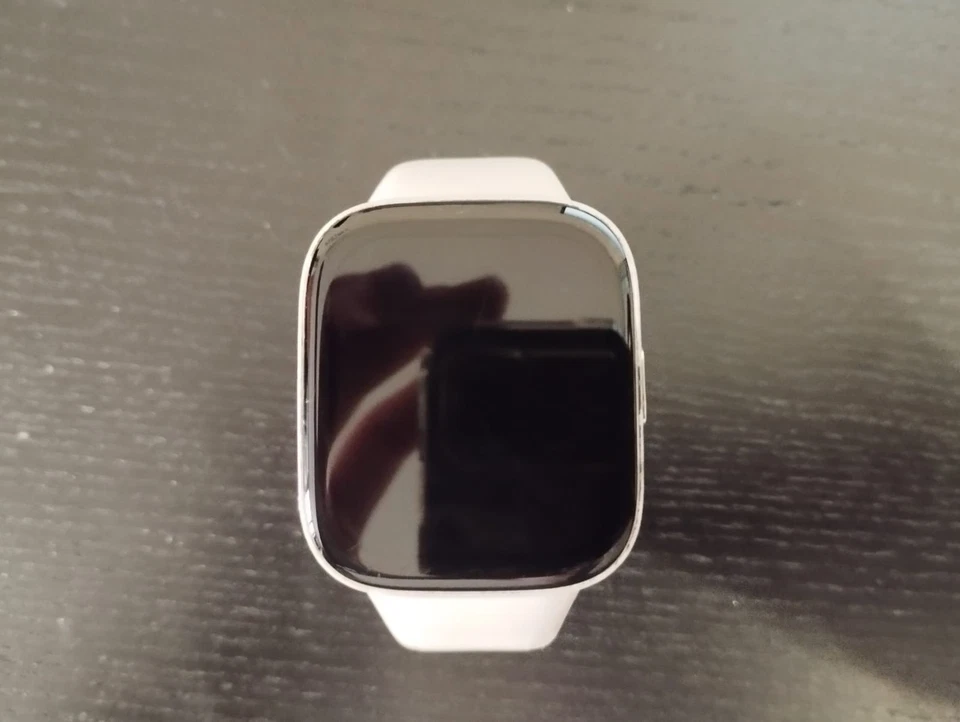 Xiaomi Redmi Watch 3, foto 3 di 4
