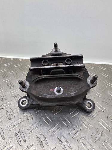 Audi A4 S4 B8 8K 2014 Getriebelager Getriebedämpfer 8K0399151 Diesel RVP22765