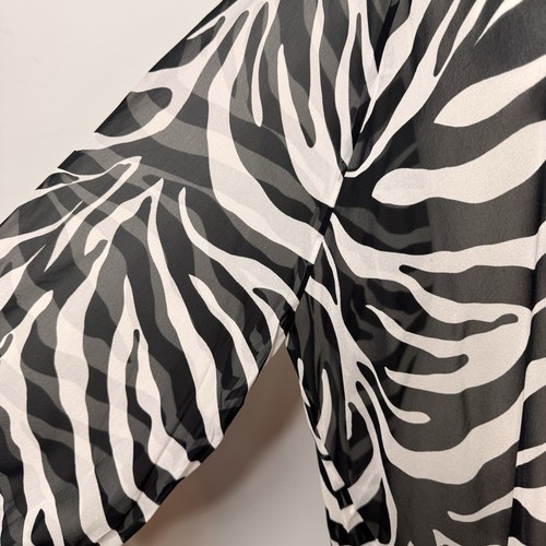 NWT Nili Lotan 100% Silk Acadia Blouse Top Size XS Zebra Print Sheer $575 Glam - Picture 5 of 11