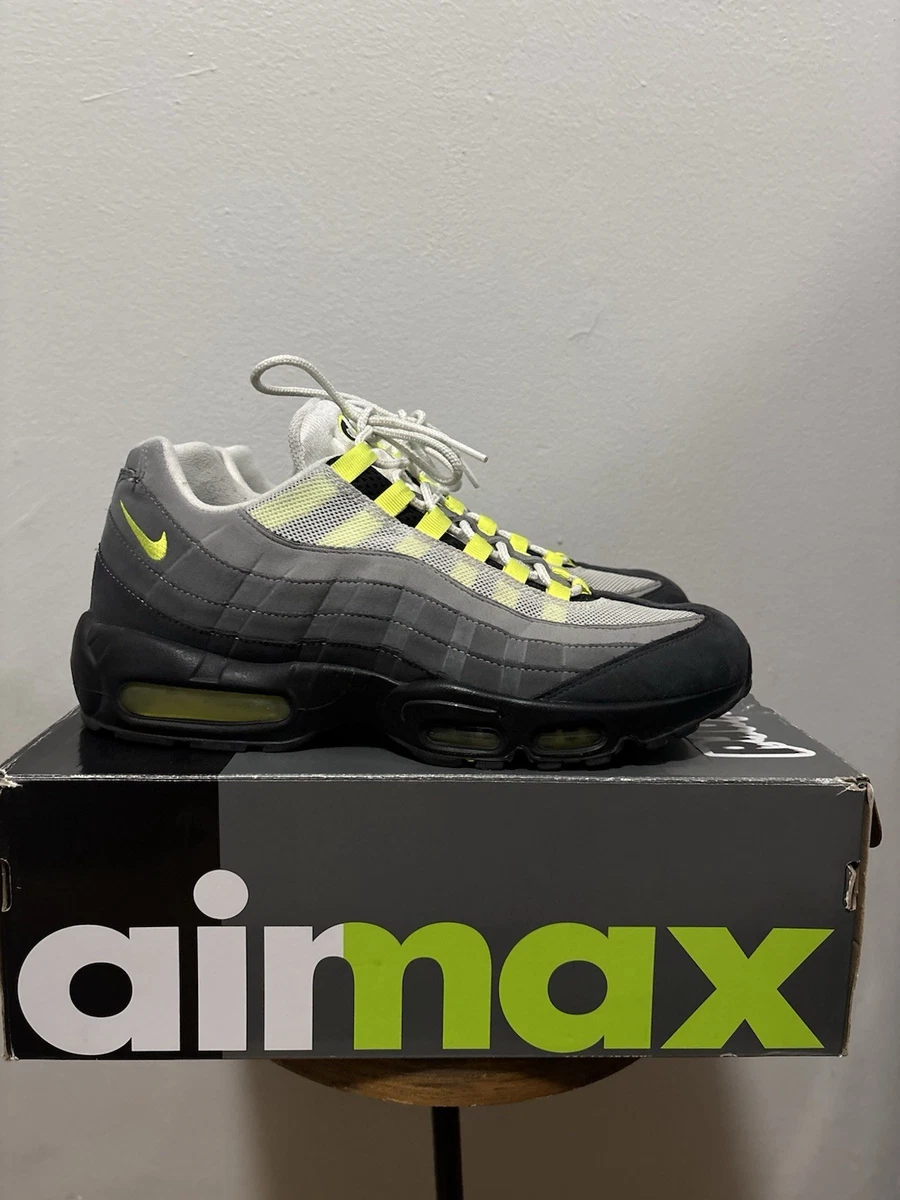 Nike Air Max 95 OG 2020 Neon for Sale - Authenticity Guaranteed - eBay