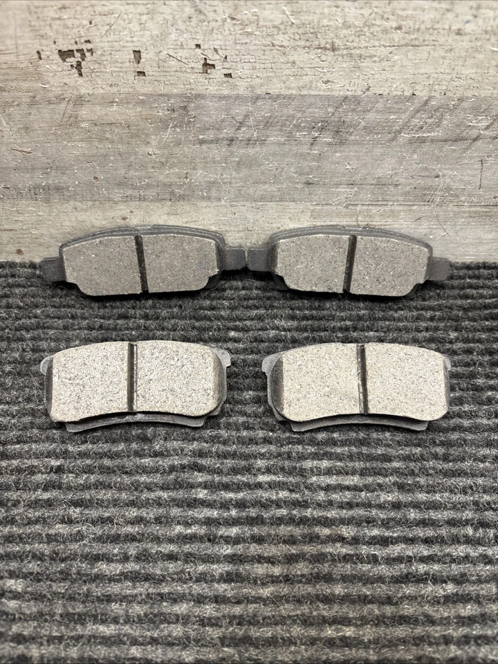 Pastillas de freno traseras de cerámica Bendix Premium SBC1037 Chrysler Dodge Jeep Mitsubishi Foto 2 de 4