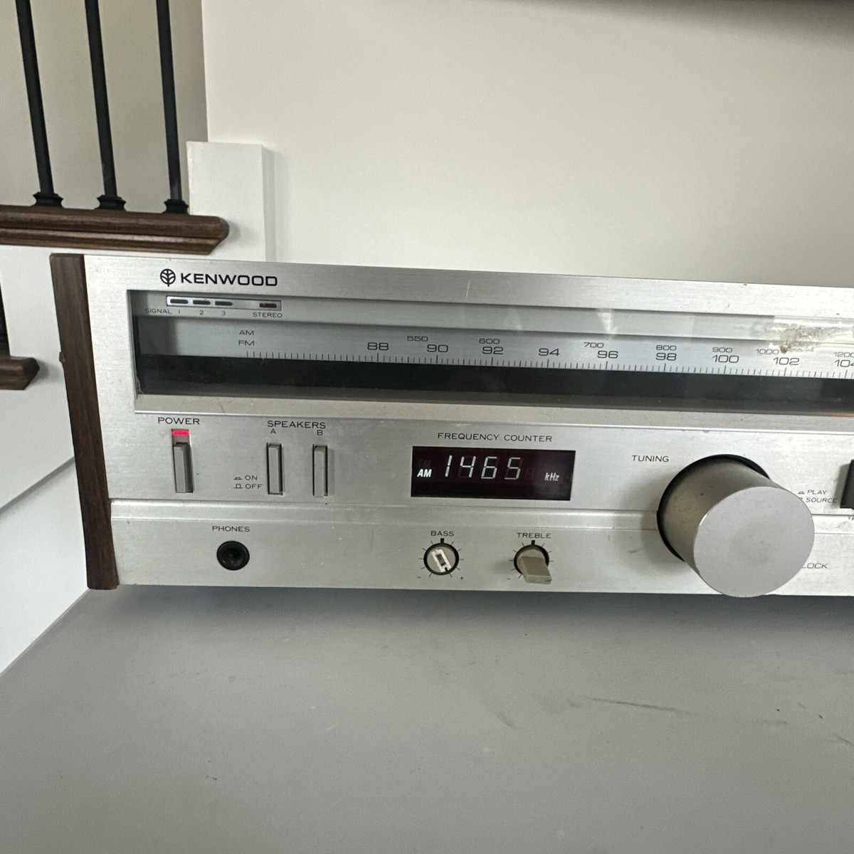 Réparation d'un ampli tuner KENWOOD KR A3070