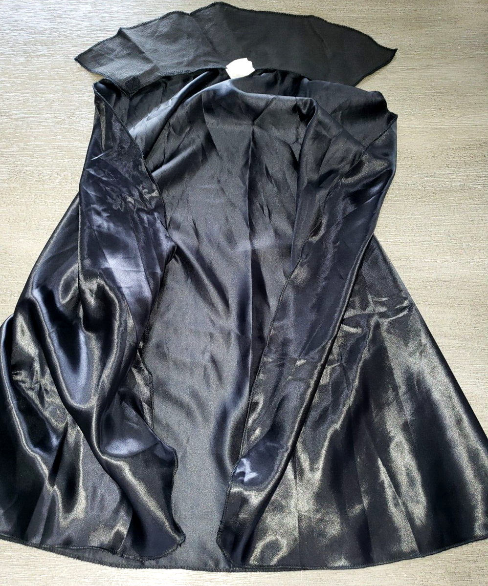 boys VAMPIRE BLACK CAPE COLLAR size SMALL 4-7 HALLOWEEN COSTUME