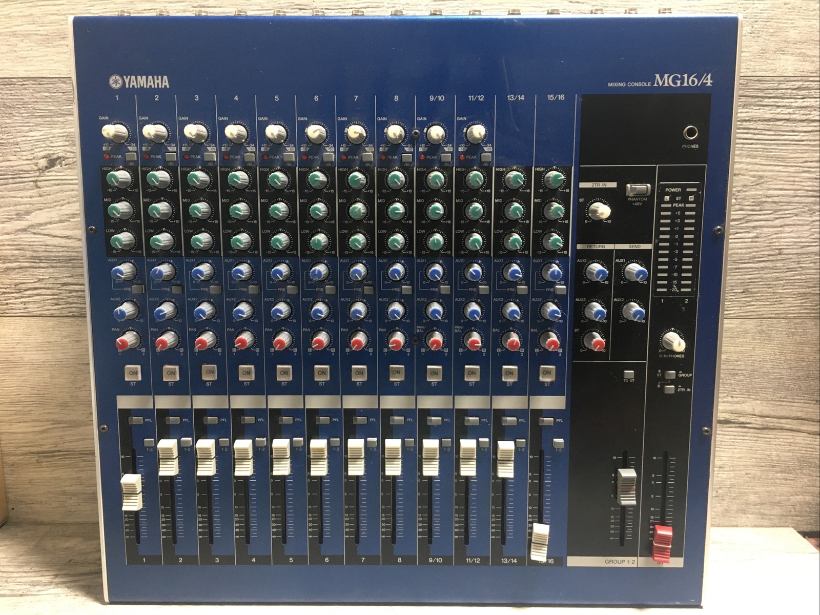 YAMAHA MG16/4 MIXING CONSOLE No power adapter Untested L10 eBay