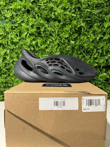 Gebrauchter Yeezy Foam Runner Mineral Blue GV7903 Größe 13M Originalzustand