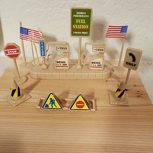 Model Fuel Station, Traffic Signs, Flags, Cones, U.S. Army Diesel Set