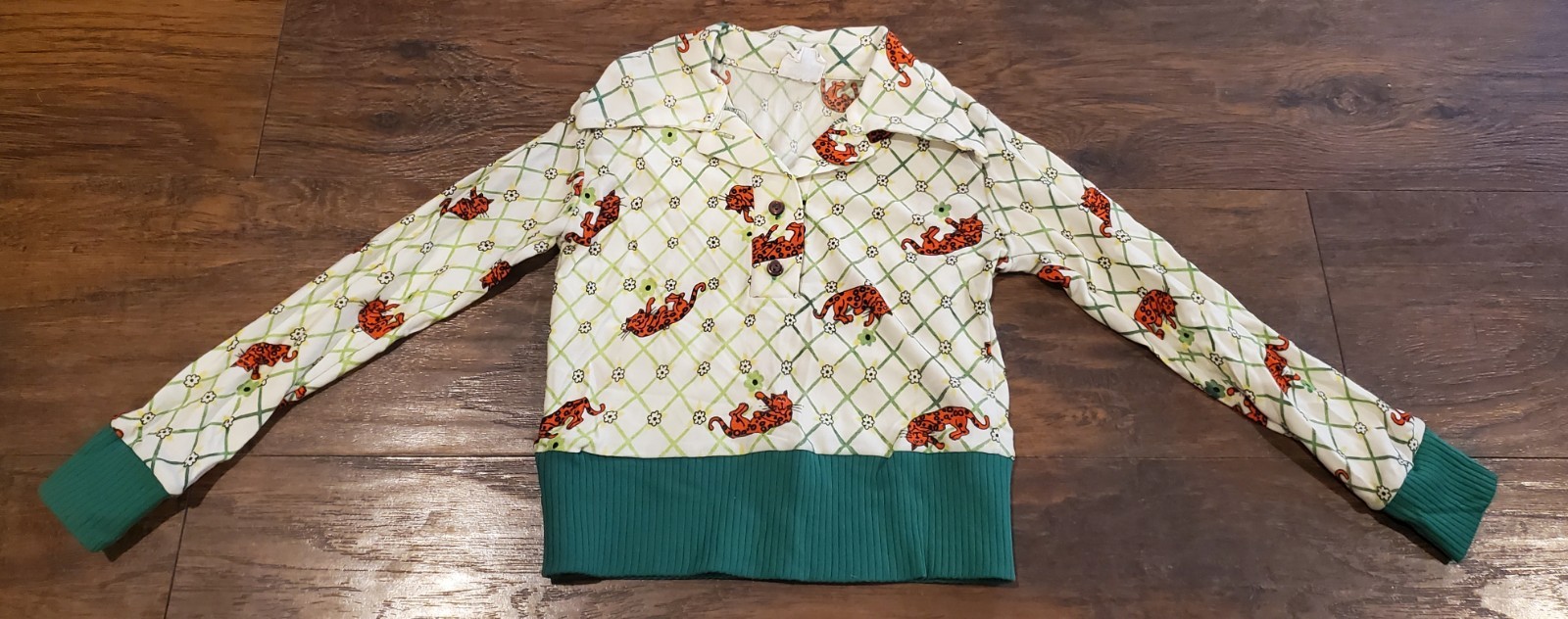 Vintage Retro Girls 70s Top Size 12 (See Measurements) Tiger Green Flowers  
