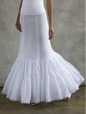 NWT Davids Bridal White Fit and Flare Slip Crinoline Petticoat Size 10 Style 550