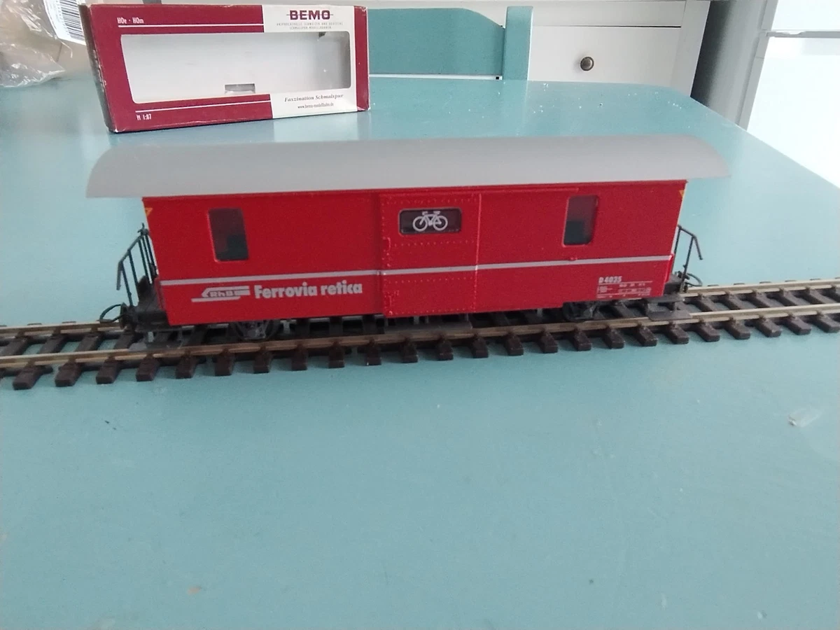 LOT DE 4 Wagon voyageurs dev Inox 1ère classe SNCF gris Jouef HO réf