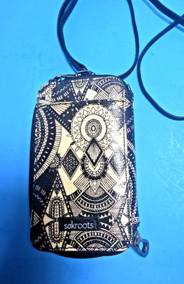 Sakroots Artist Circle Spirit Desert Smartphone Crossbody Wallet