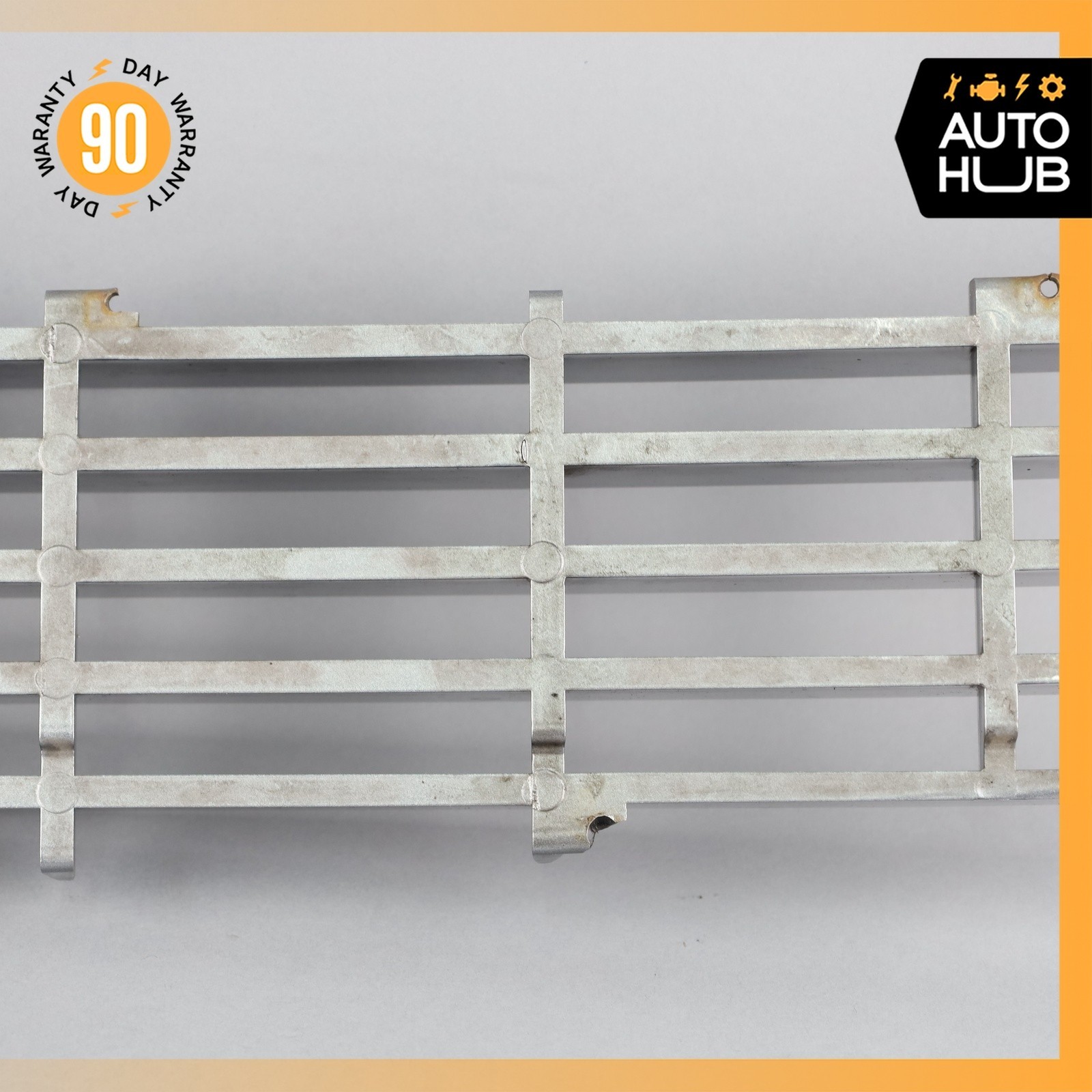 00-04 Aston Martin DB7 Vantage Upper Bumper Radiator Grille Grill 71121434AA OEM