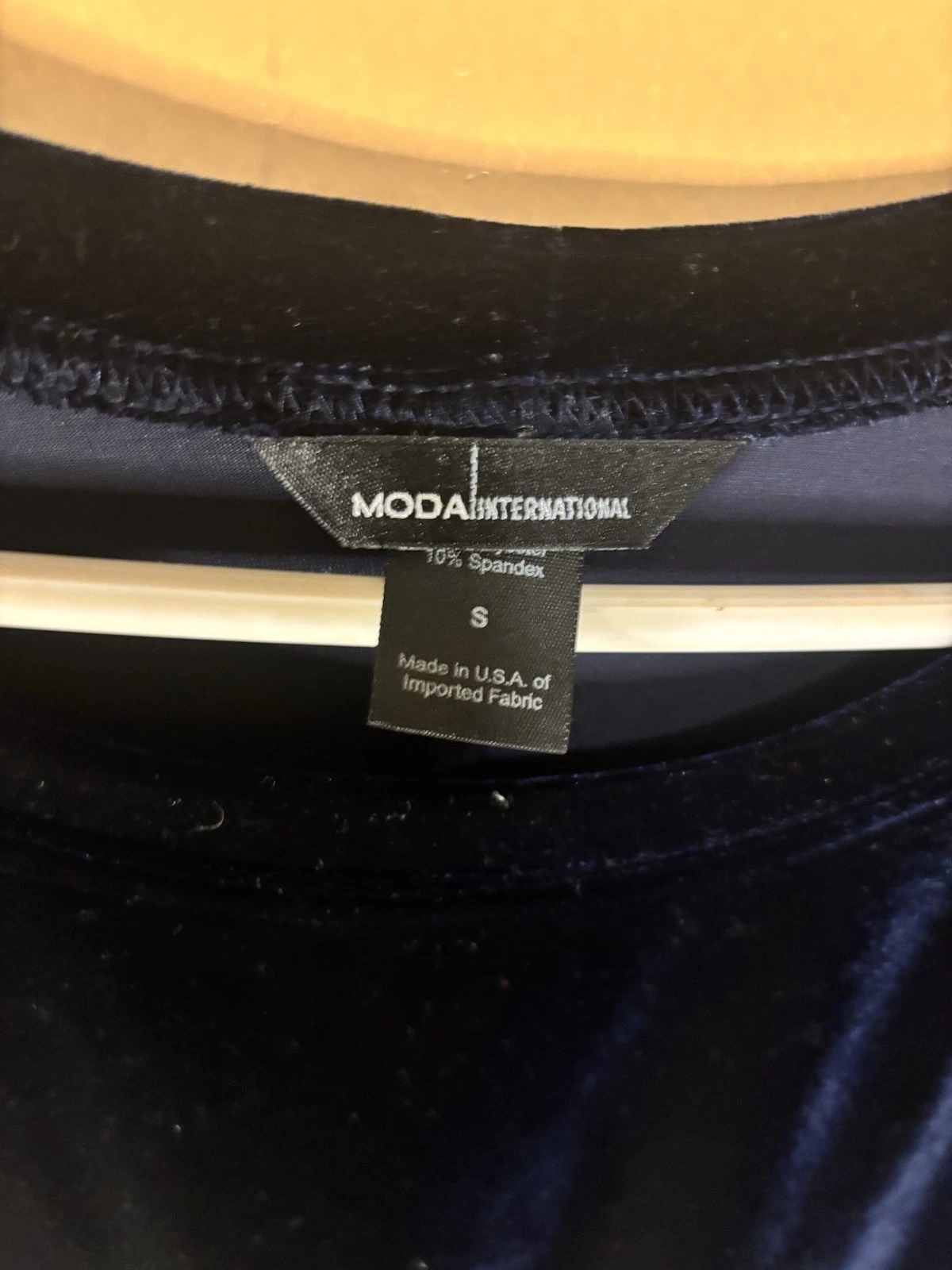 UNDERCOVER Abito svasato Moda International Victorias Secret blu notte velluto aderente piccolo