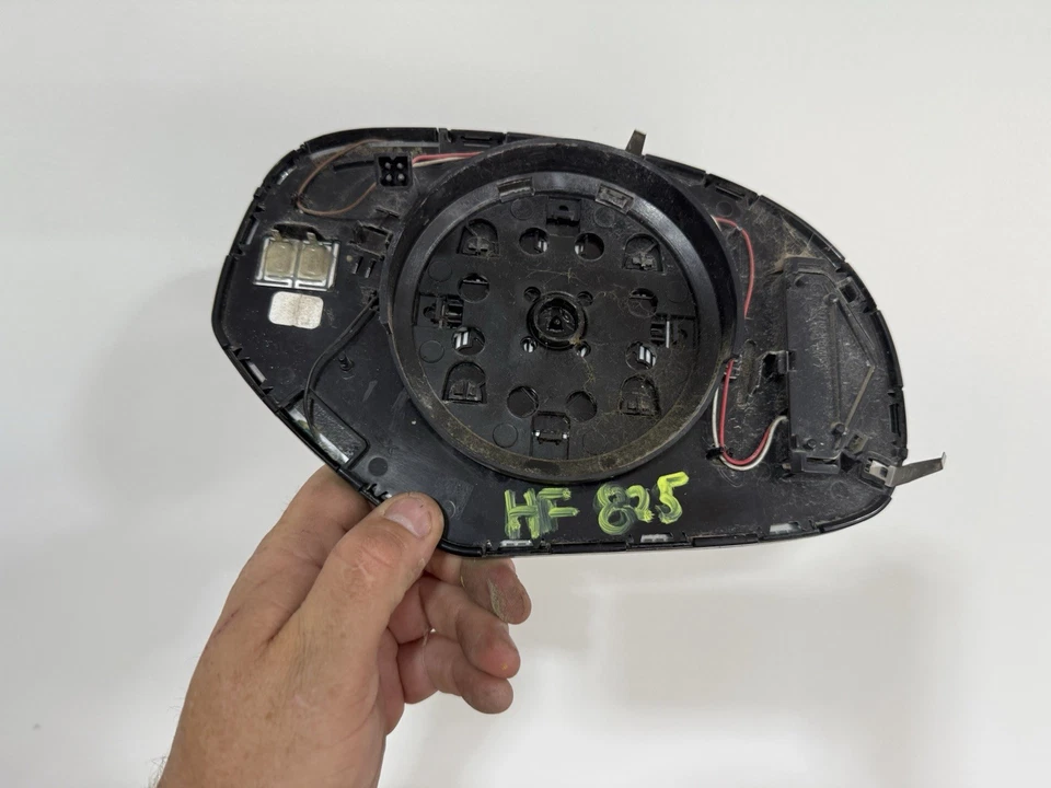 09-14 CHEVY TAHOE SUBURBAN YUKON ESCALADE DRIVER TURN SIGNAL MIRROR GLASS OEM - Image 3 of 4