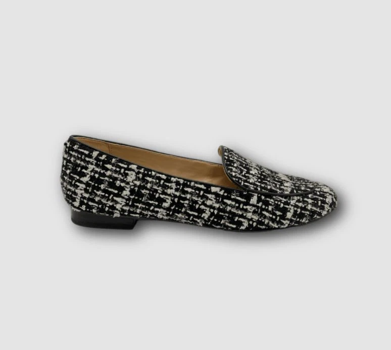 Neiman marcus womens best sale loafers