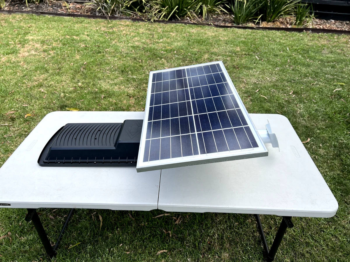 Solar flood on sale lights ebay
