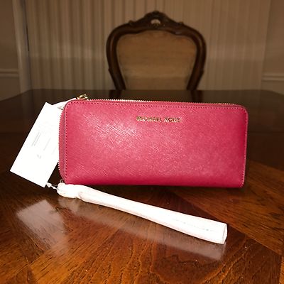 NWT Michael Kors Jet Set Travel Leather Continental Wristlet in