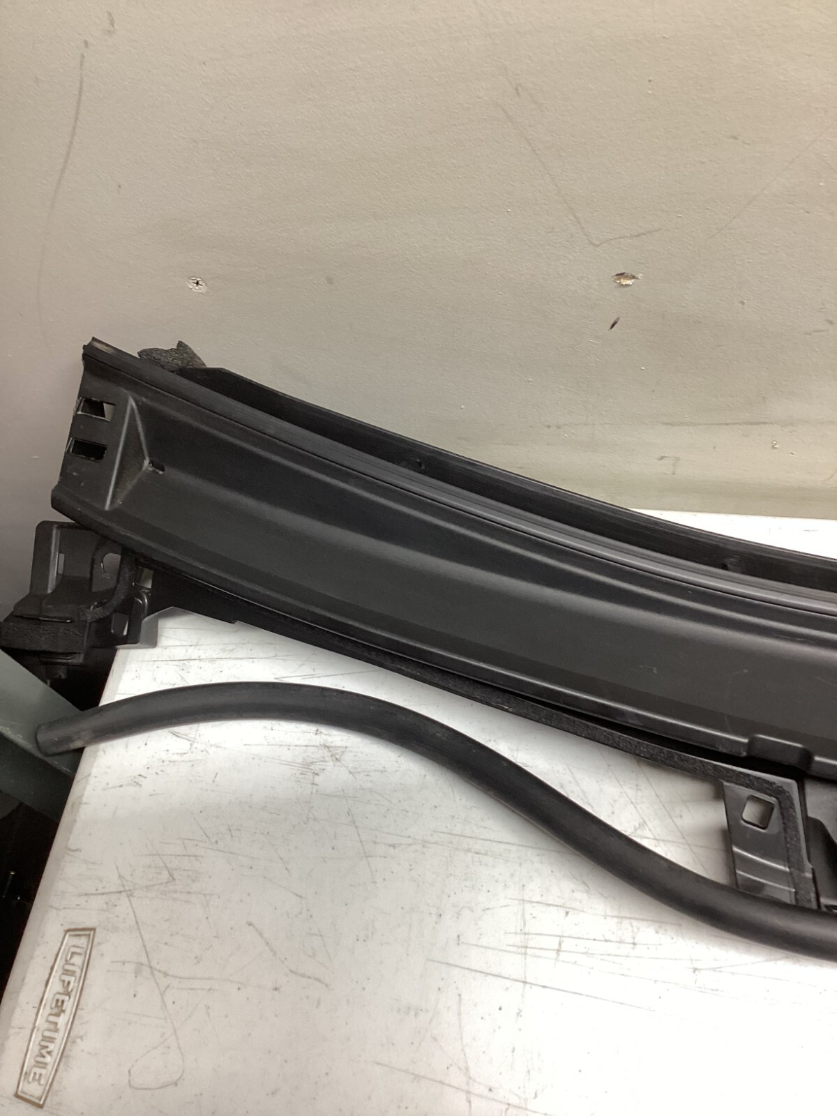 Lexus 14-19 Is250 Windshield Wiper Cowl Cover Panel Grille OEM for 