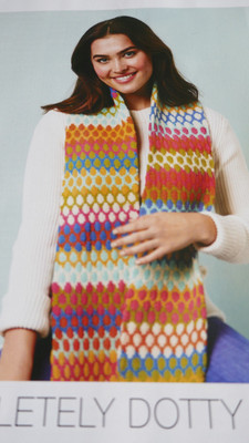 Strickmuster für hübschen Schal (72 cm lang) in D.K & Fäustlinge in 4-lagig