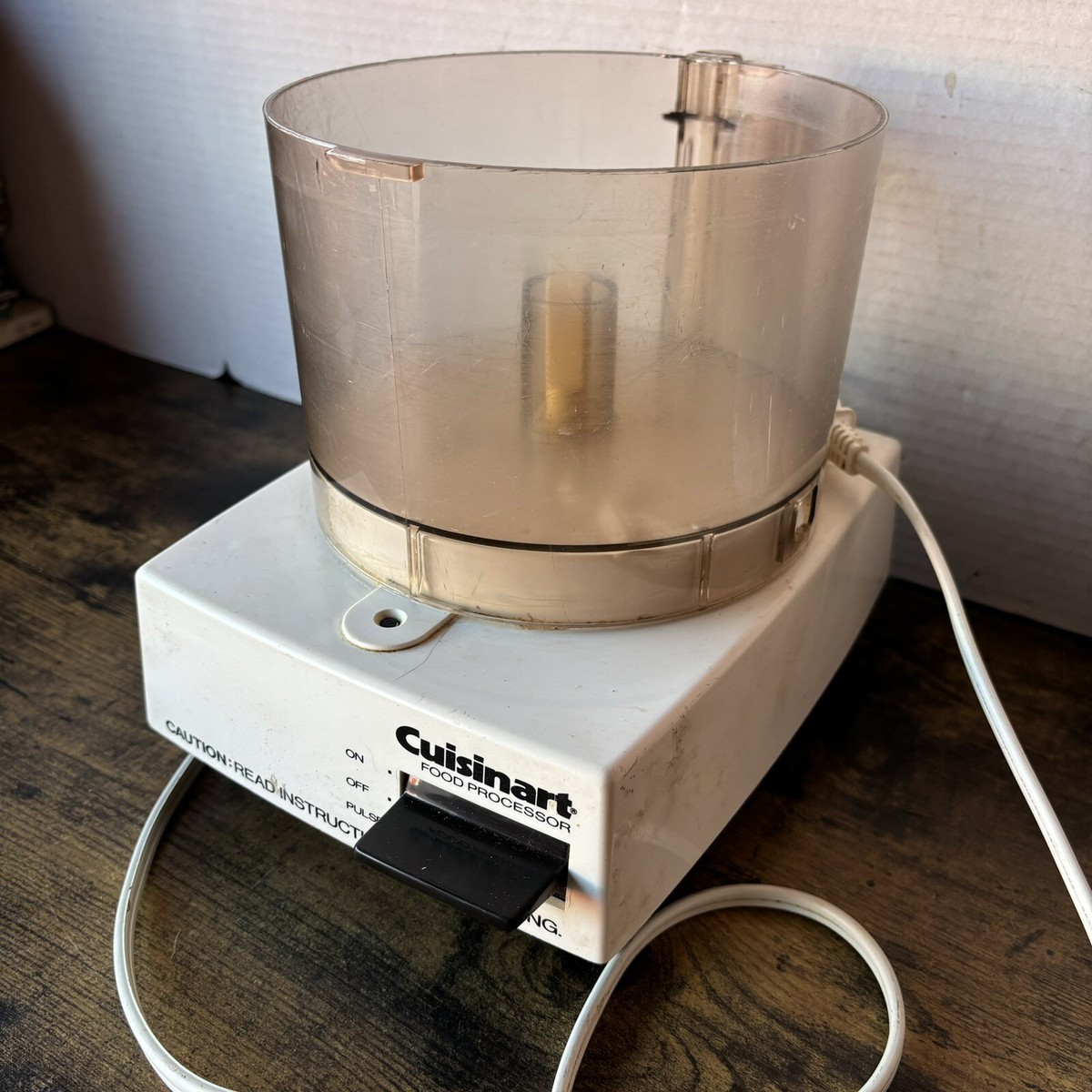 Cuisinart DLC-10E Food Processor Working Unit With All Cuisinart DLC-10E Food Processor Working Unit With All